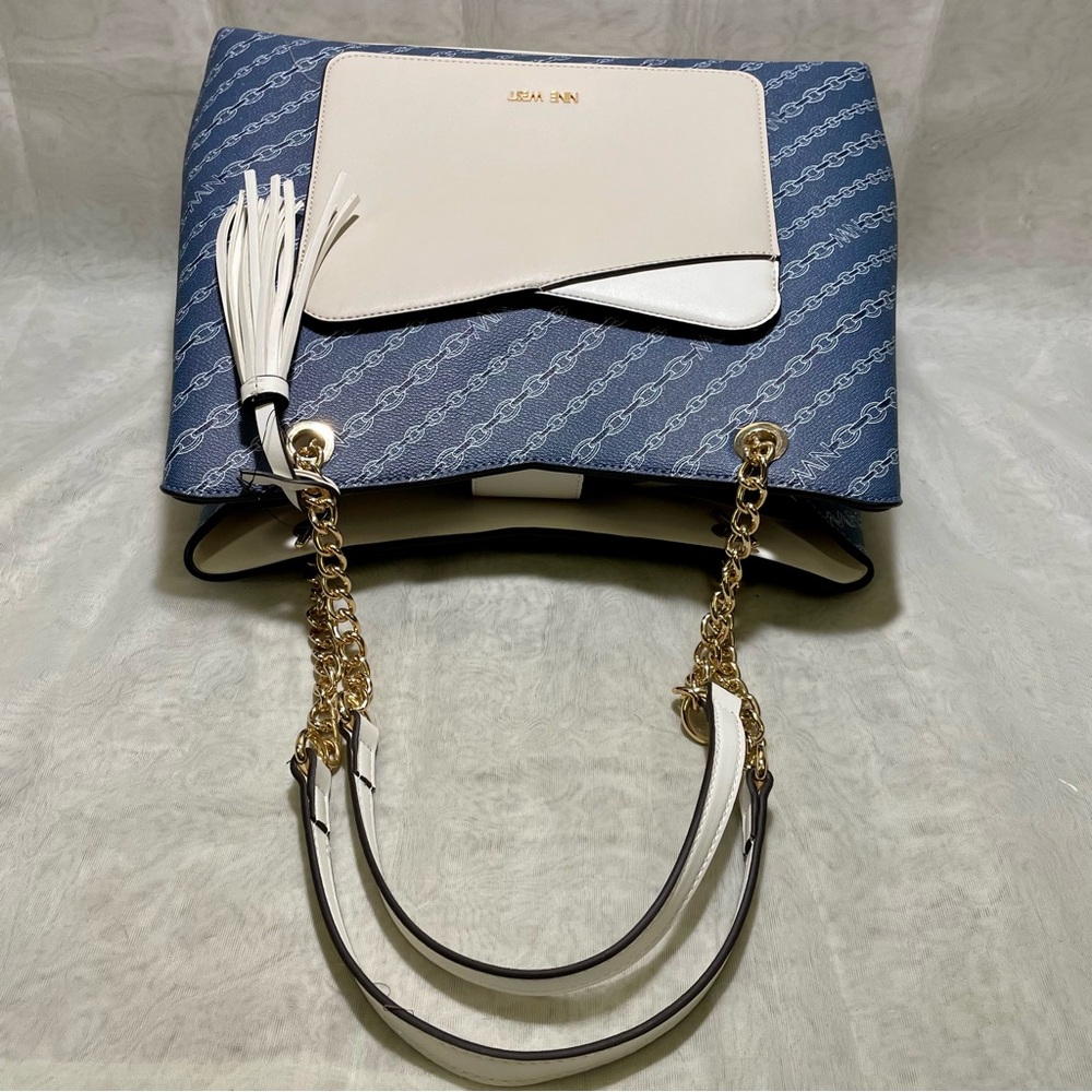 Nine West Navy Chain Link Design with Cream/White Accent Tote, NWOT - Picture 5 of 15